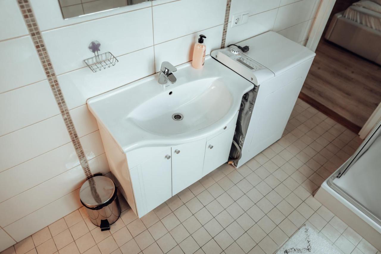 Dream Stay - Spacious 1-Bedroom Apartment In The Old Town Tallinn Extérieur photo